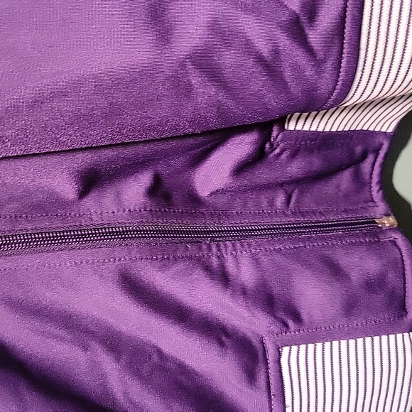 LA lakers world champion jacket in very good condition - Picture 9 of 9